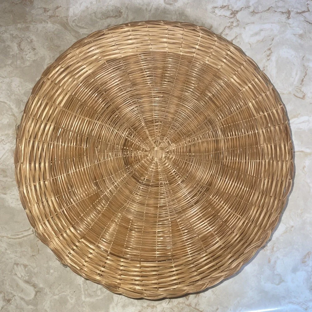Set‎ Of Four Vintage Rattan Reed Wicker Plate Holders